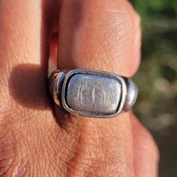 Heavy solid 925 sterling silver vintage engraved monogram ring - Picture 1 of 16